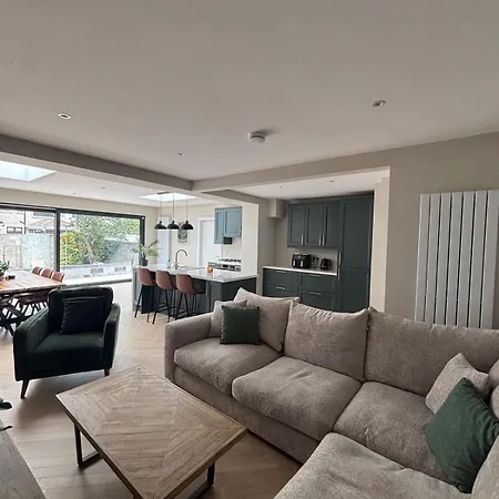 Slieve Rua Drive Blackrock (Dublin)
